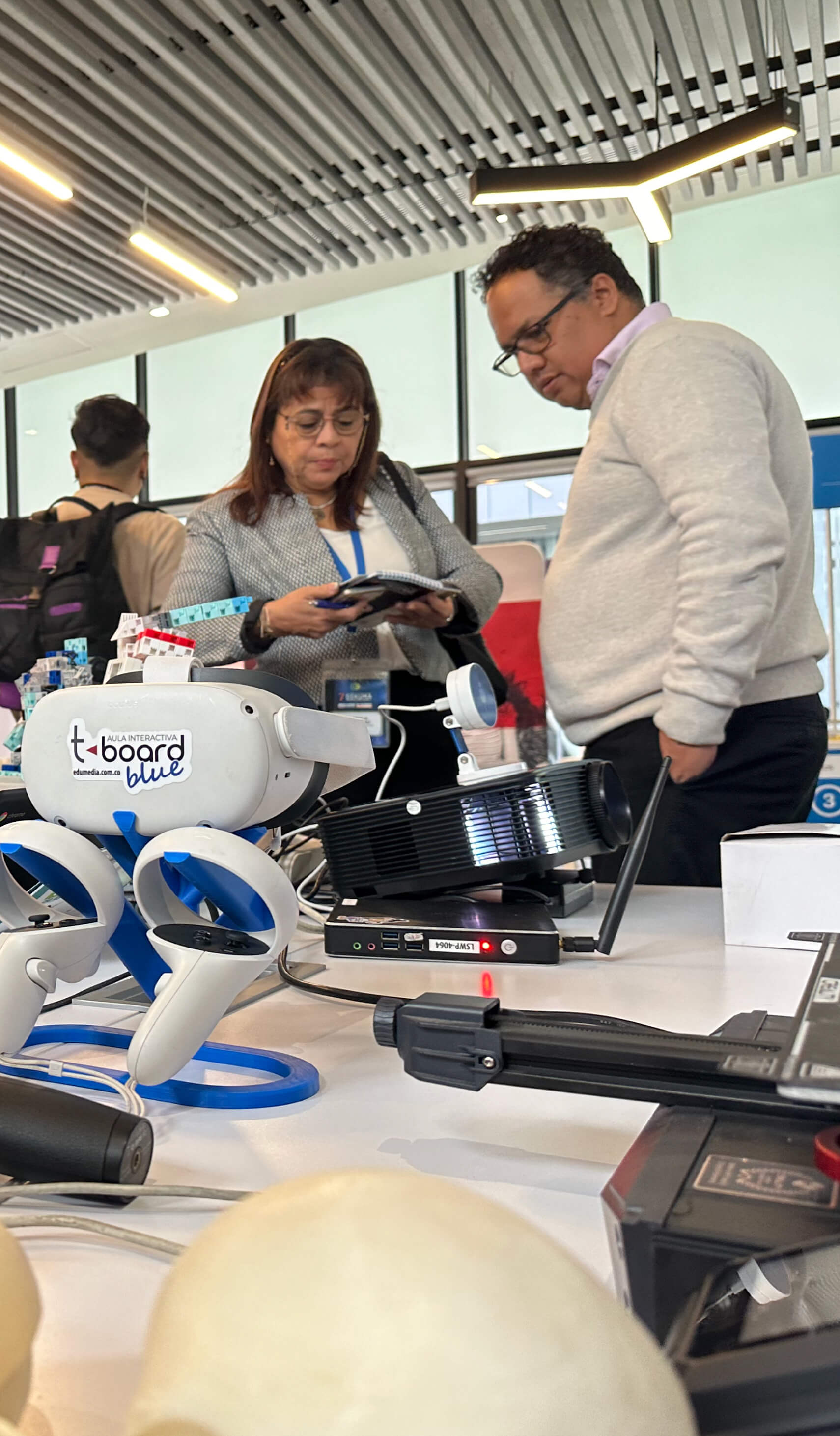 Stand y exposición EDUMEDIOS